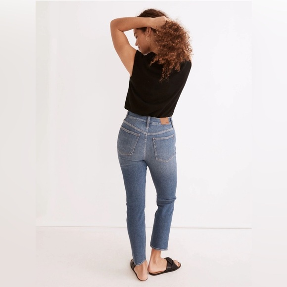 Madewell ND502 The Perfect Vintage Jean in Finney Wash, 28 - Picture 4 of 9